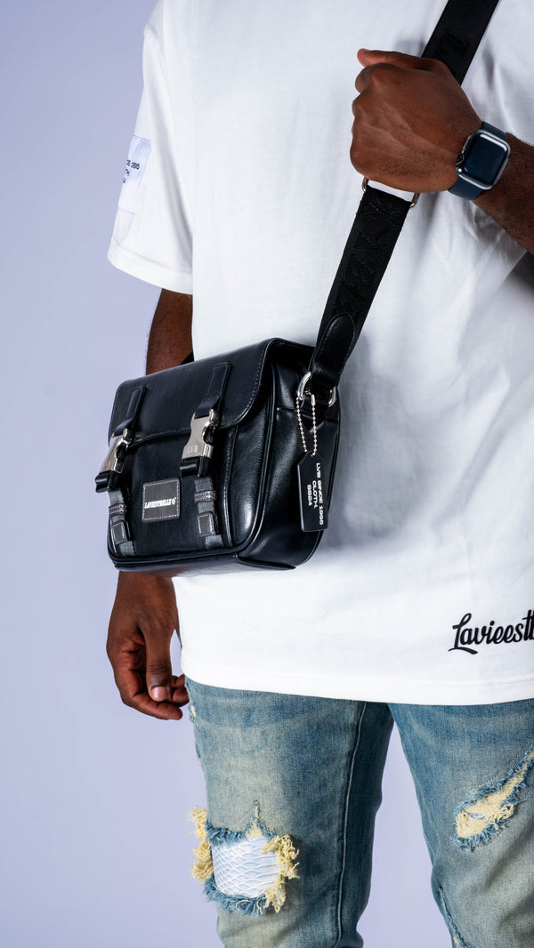 SAC À BANDOULIÈRE NOIR  LA VIE EST BELLE